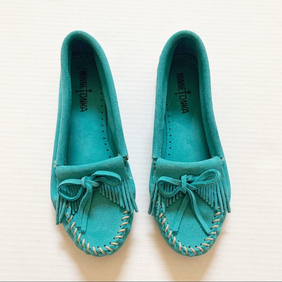 Minnetonka Shoes - Minnetonka Teal Blue Moccasins size 7
